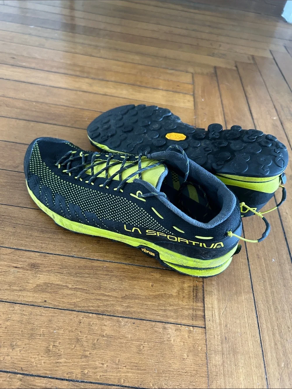 La Sportiva TX2 Men’s Black and Yellow Approach Shoes
